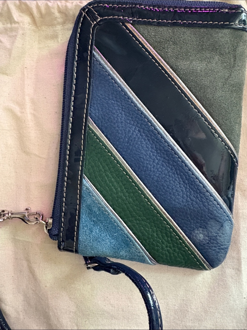 Fossil Striped Blue & Green Leather Women's Wristlet Clutch